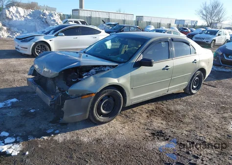 2009 Ford Fusion S z USA, uszkodzony, nr VIN 3FAHP06Z39R201978